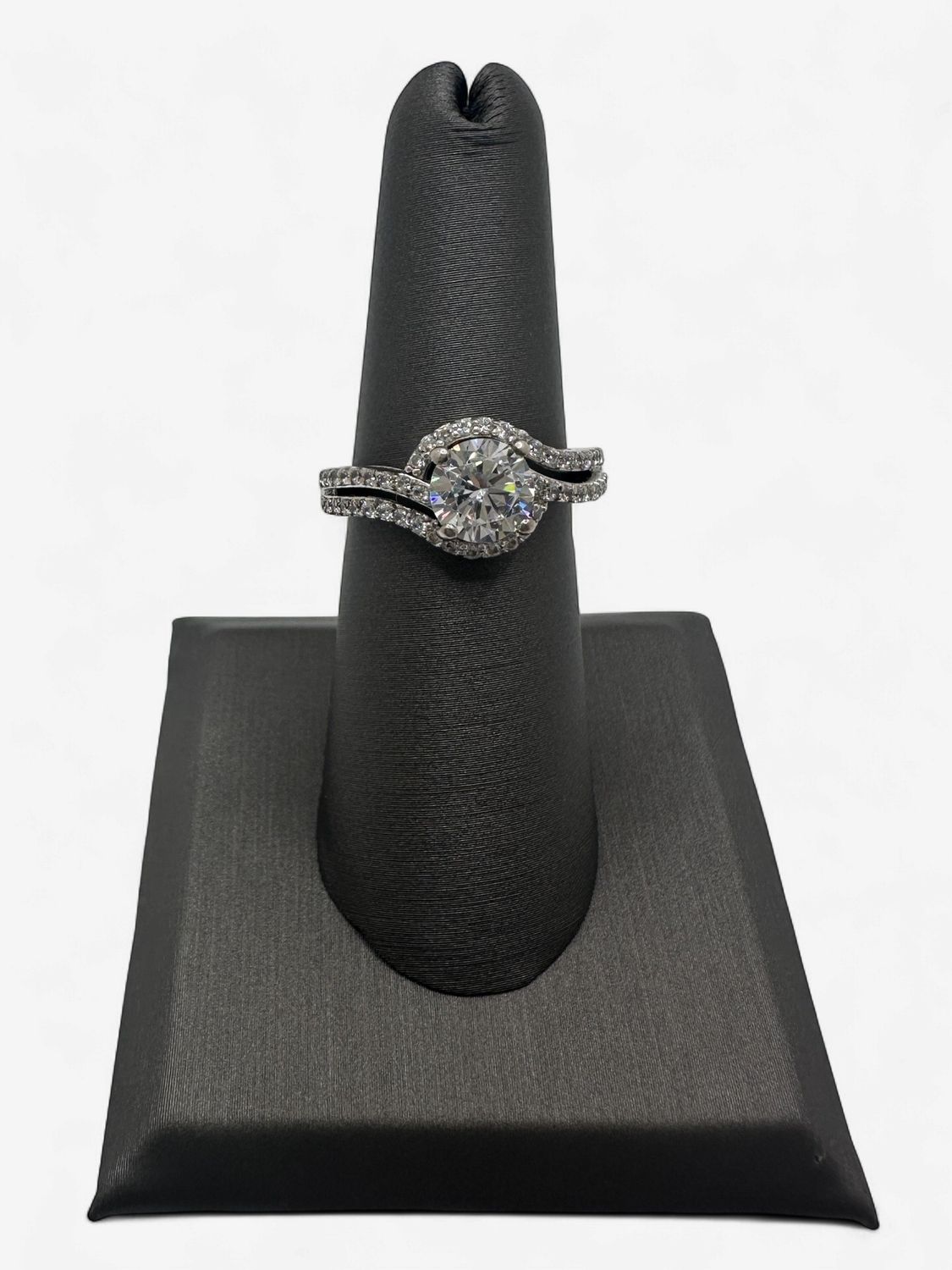 Sterling Silver Previously Loved CZ Fancy Ring- Size 6.75