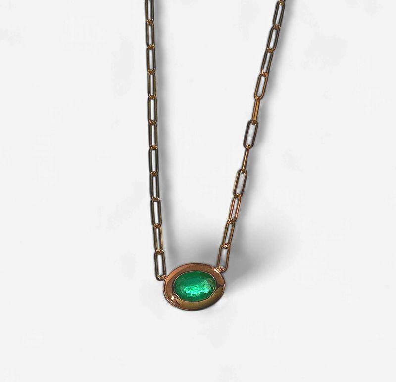 14k Yellow Gold Oval Emerald Paper Clip Necklace