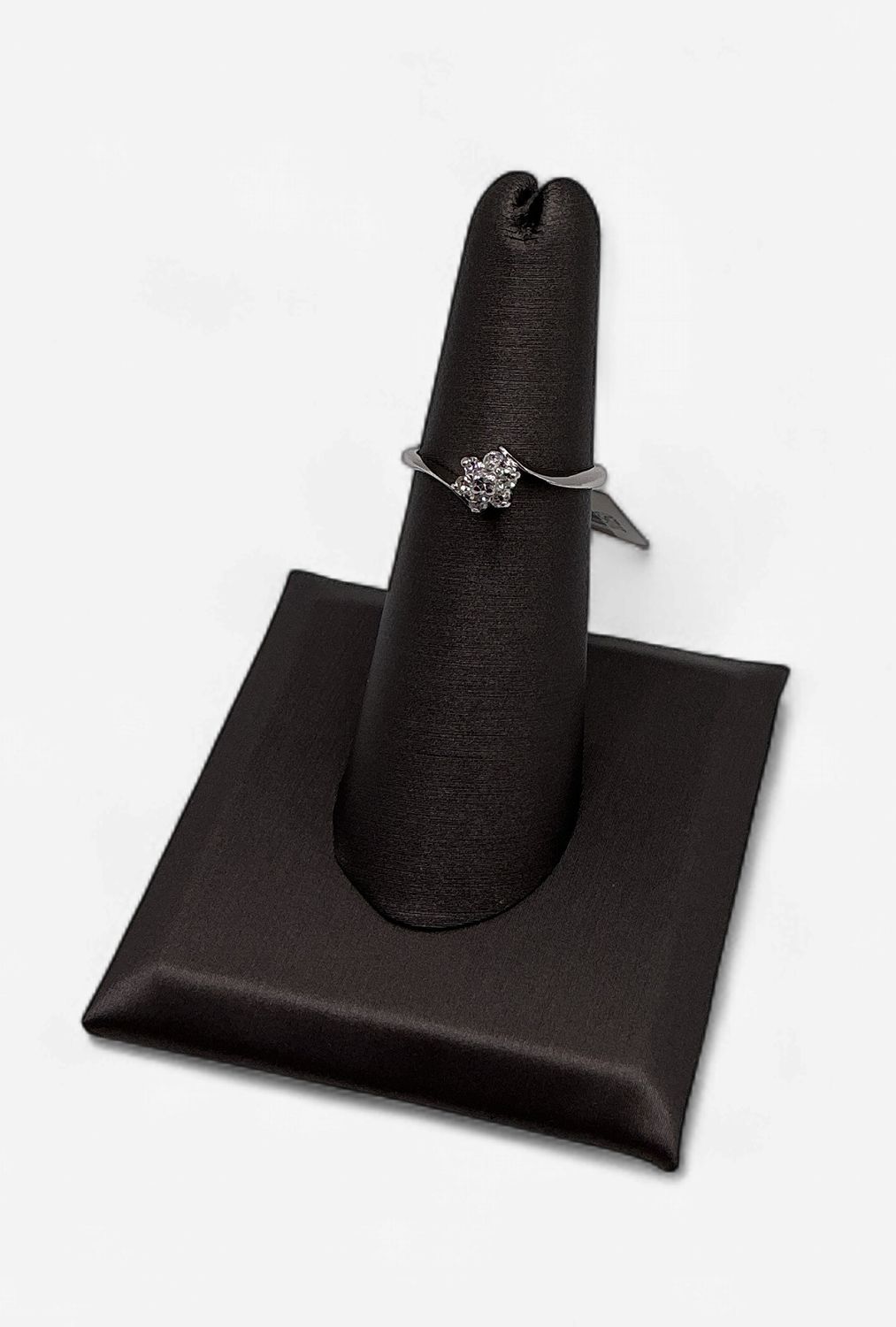 Pre- Loved 14k White Gold Diamond Cluster Bypass Ring