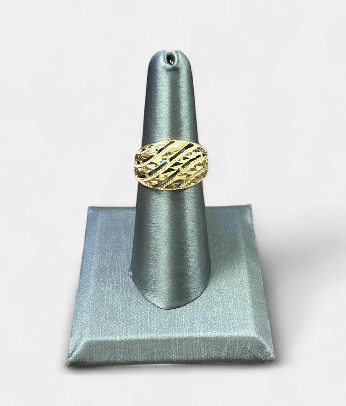 14k Yellow Gold Diamond-Cut Lattice Textured Dome Ring- Size 7