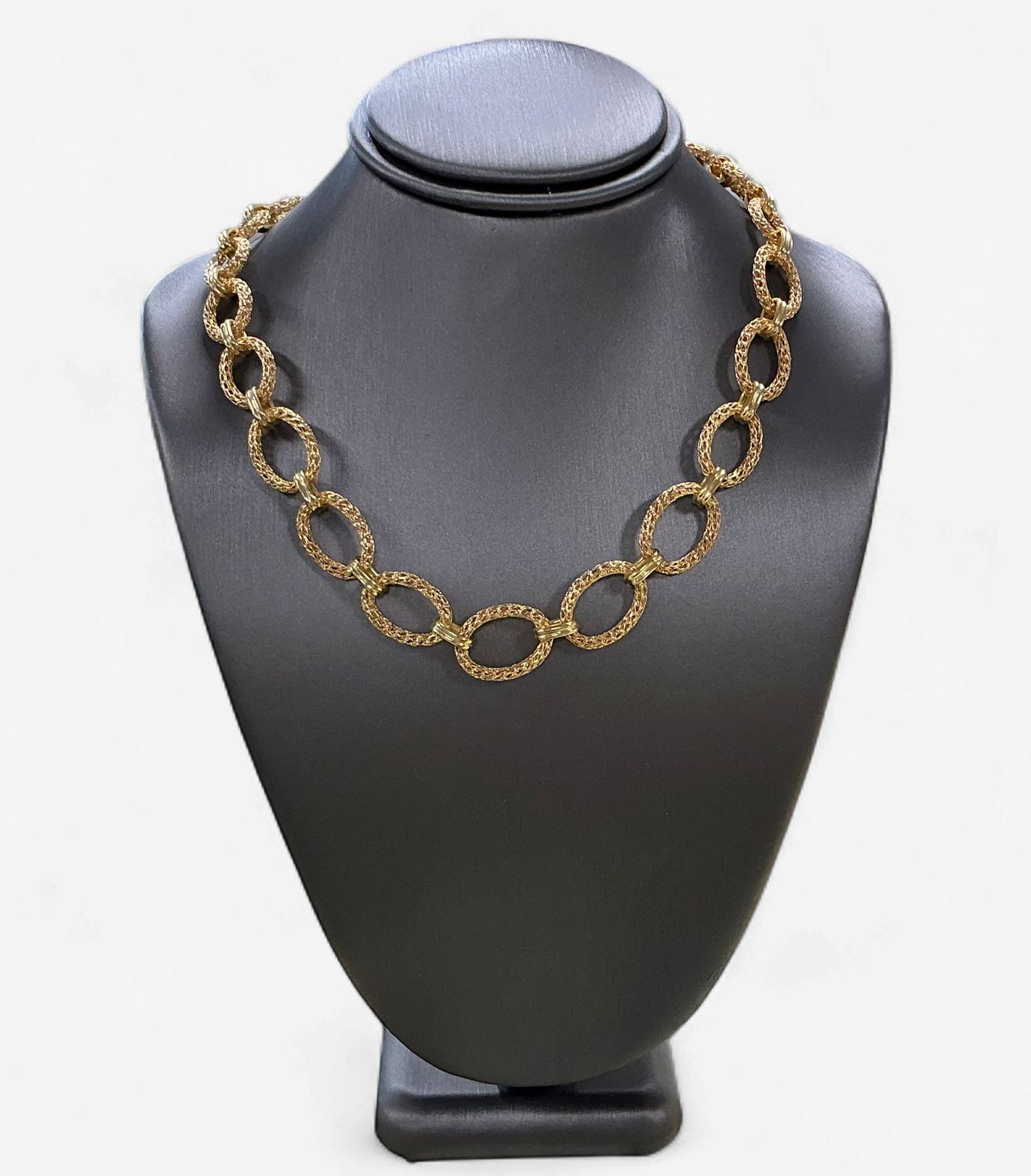 14k Yellow Gold Texture Oval Link Chain- 18 in