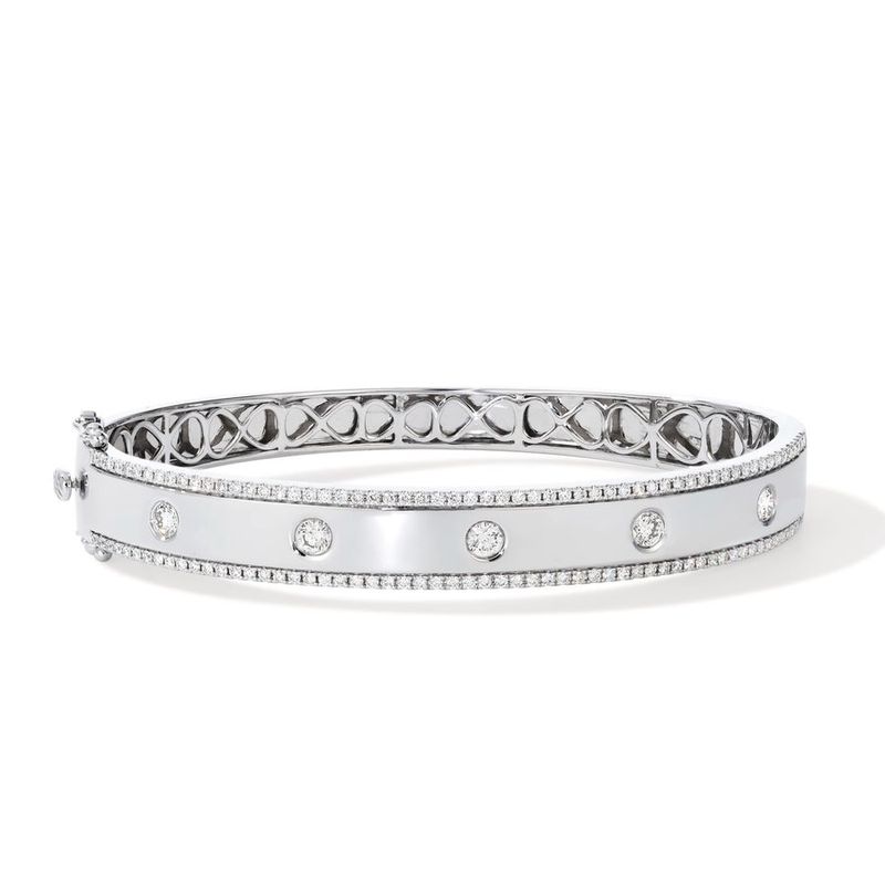 Le Vian Bangle feat. Vanilla diamonds set in 14K Vanilla Gold