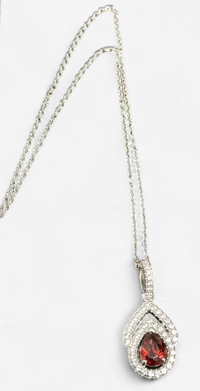 Sterling Silver Teardrop Garnet Neck with rnd stones