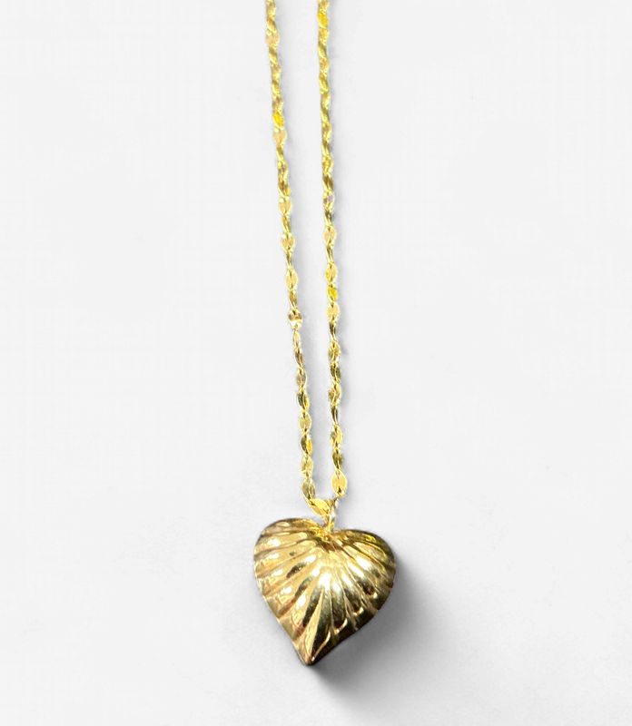 10K Yellow Gold Ribbed Heart Necklace on Mirror Chain
