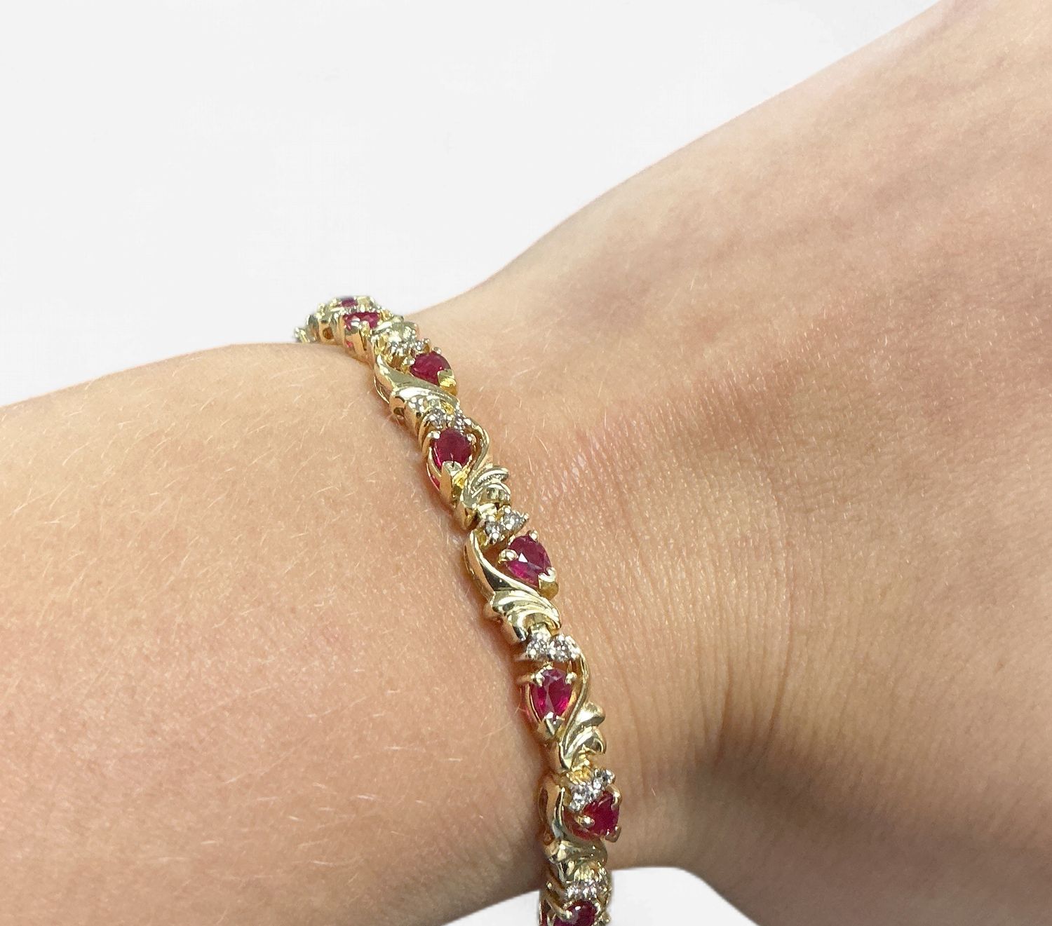 14k Yellow Gold Pear Shaped Natural Ruby and Diamond Bracelet