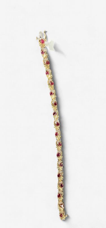 14k Yellow Gold Pear Shaped Natural Ruby and Diamond Bracelet
