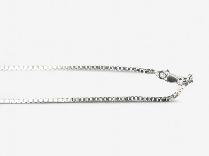 Pre-Loved Silver Box Chain 1.5mm 20"