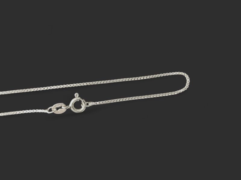 Pre-Loved Silver Box Chain 24" 1mm