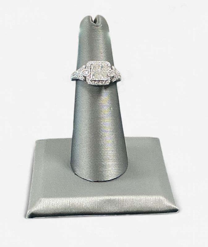 Pre-Loved 14k Princess cut Quad 1.25 ct