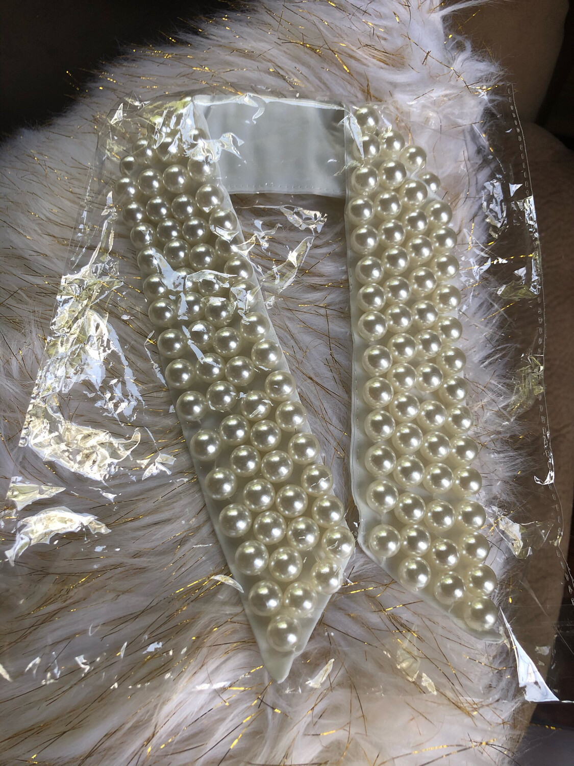 Thick Pearl Necklace Collar