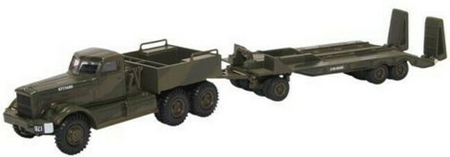 Diamond T980 Tank transporter