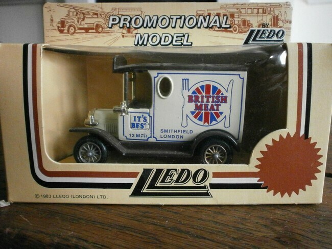Ford Model T Diecast Bus British Meat