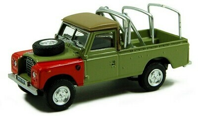 Land Rover serie III 109