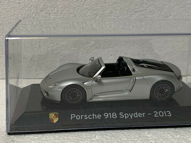 Porsche 918
