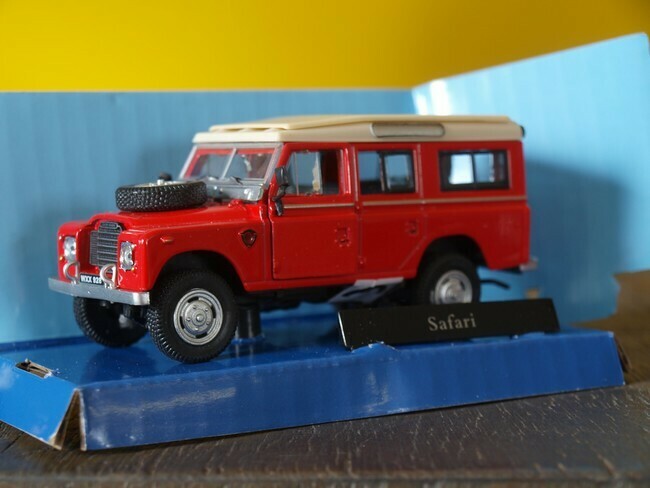 Land Rover Safarie