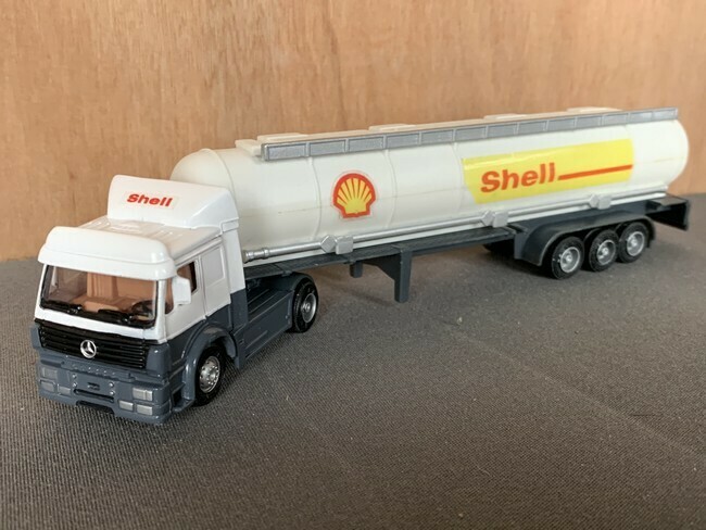 Mercedes Benz  Shell