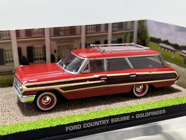 James Bond - Ford Country Squire