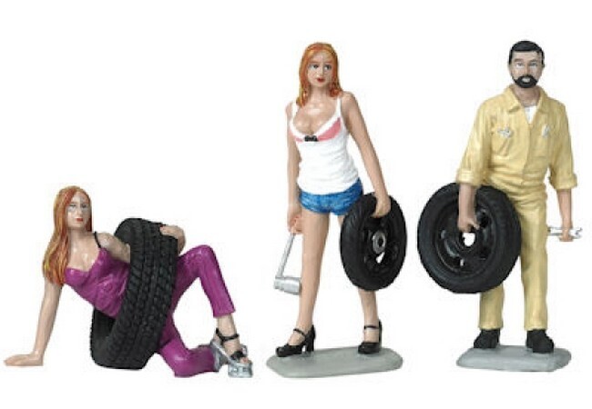 Tire brigade - Val, Meg en Gery