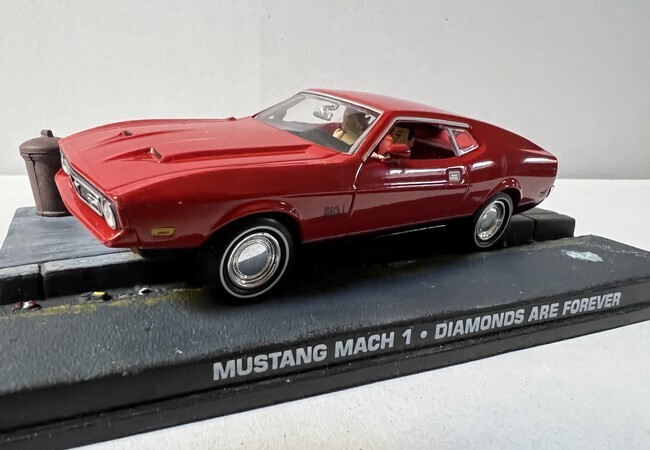 James Bond - Ford Mustang Mach 1