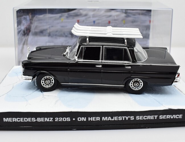James Bond - Mercedes Benz 220S