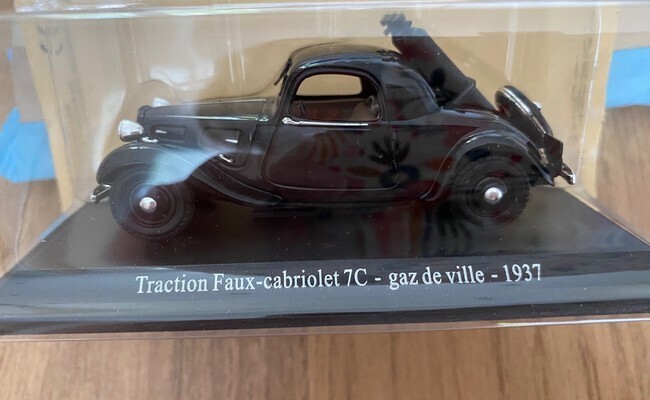 Citroën Traction Faux-cabriolet 7C