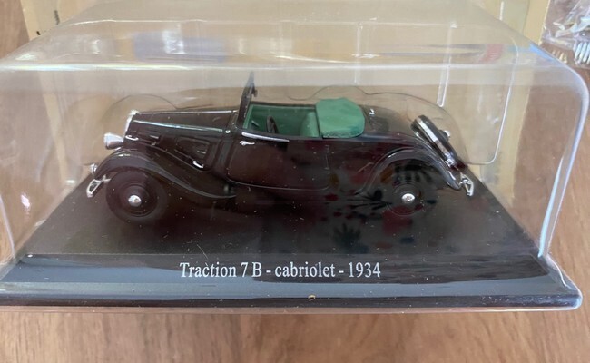 Citroën Traction  7B