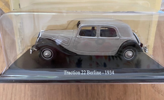 Citroën Traction 22