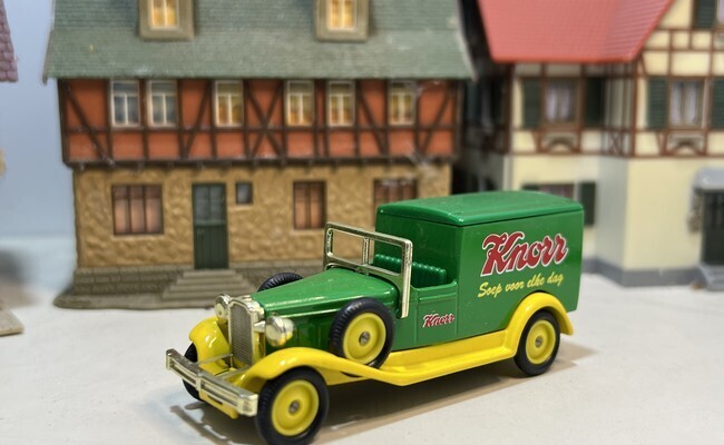 Packard Town Van