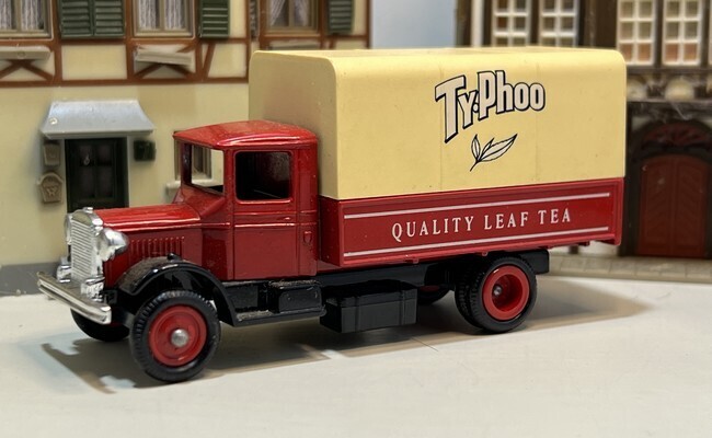 Mack Canvas Back Truck
