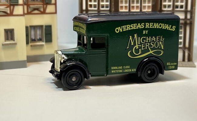 Dennis Parcels Van
