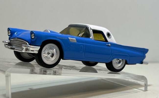 Ford Thunderbird
