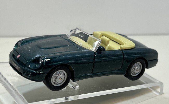 MG RV8