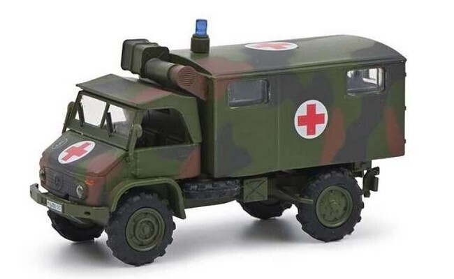 Unimog S404 - ambulance