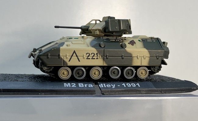 Tank - M2 Bradley