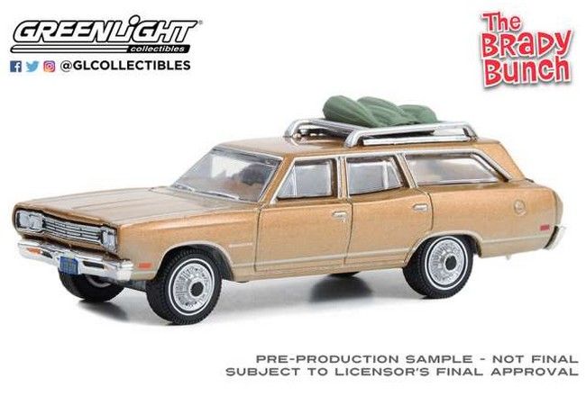 The Brady Bunch - Plymouth Satellite Station Wagon with Rooftop