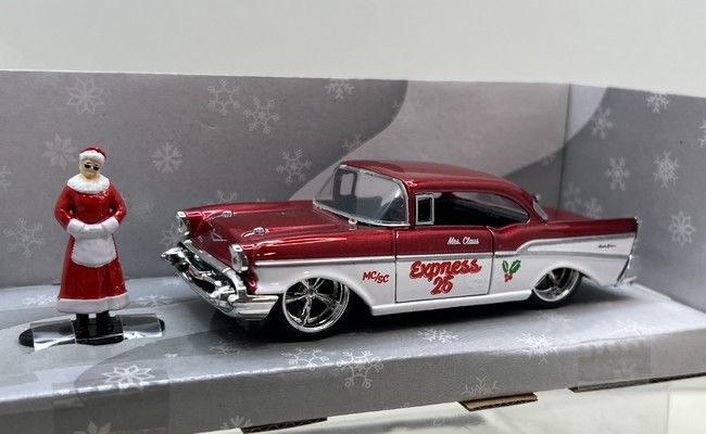Chevrolet Bel Air - Mrs Santa Claus