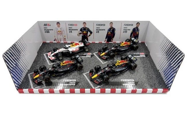 Max Verstappen - World Champion Set