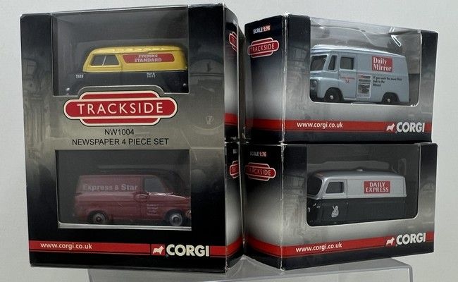 Newspaper 4 piece set - Ford, Morris, Austin en Bedford