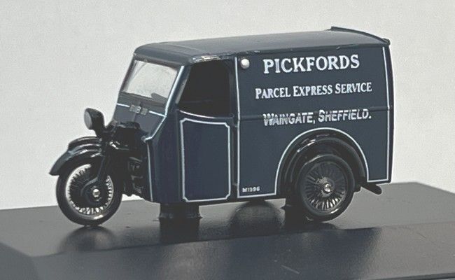 Tricycle Van - Pickfords