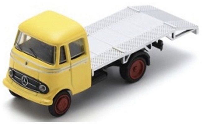 Mercedes Benz L319 -  Autotransporter