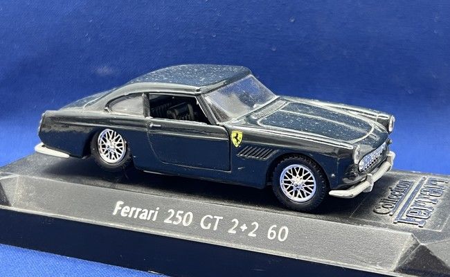 Ferrari 250 GT 2+2 60