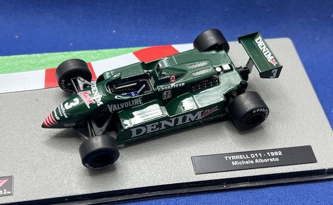 Tyrrell 011 - #3
