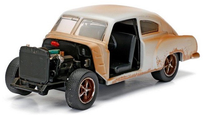 Fast &amp; Furious - Chevy Fleetline Rusted
