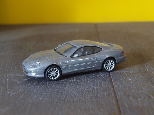 Aston Martin DB7