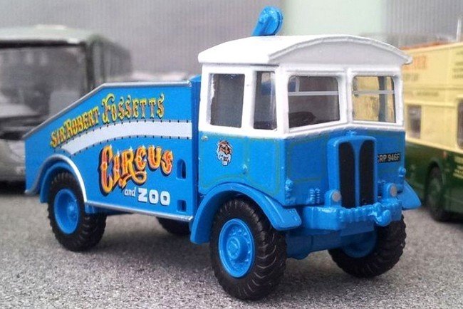 Circus Sir Robert Fossett&#39;s - AEC Matador Crane