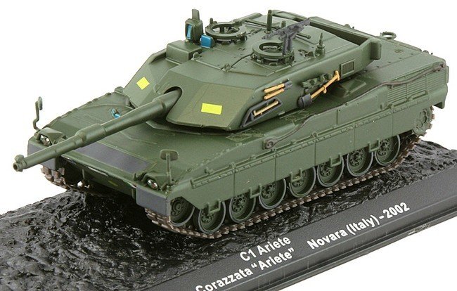C1 ARIETE 132 Brigata Corazzata &quot;Ariete&quot; Novara