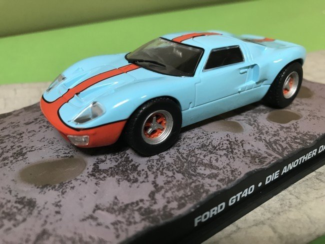 James Bond - Ford GT40