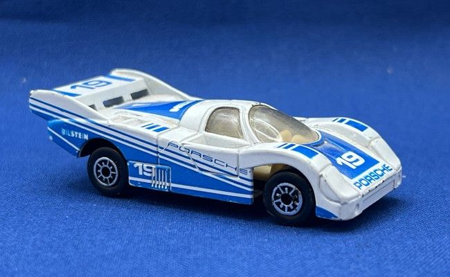Porsche 956