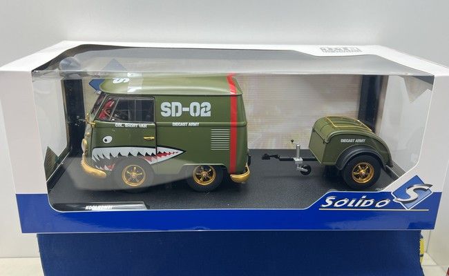 Volkswagen T1 "KOOL KOMBI" met aanhangwagen (invoer)