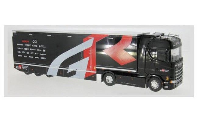 Scania S serie met trailer racing team